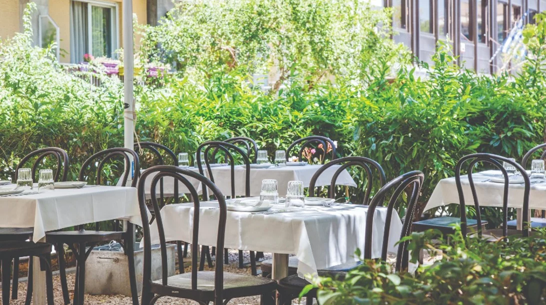 Στάση Μετρό Μέγαρο Μουσικής: O Βλάσσης έχει την πατίνα του διαχρονικού φαβορί