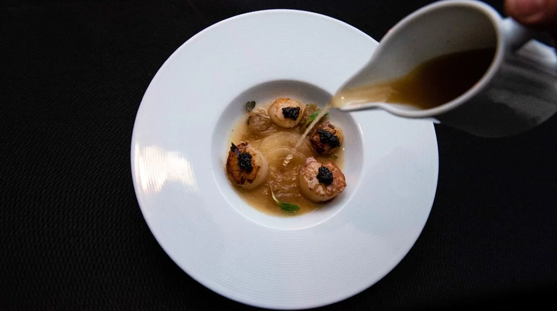 «La Suite Lounge»: Γαλλικός αέρας φυσά στον Λυκαβηττό