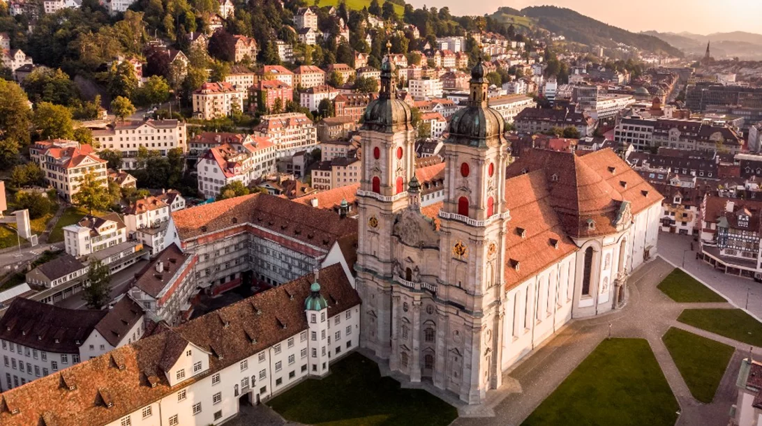 St. Gall Abbey Library: Μια βιβλιοθήκη-φάρμακο για το πνεύμα