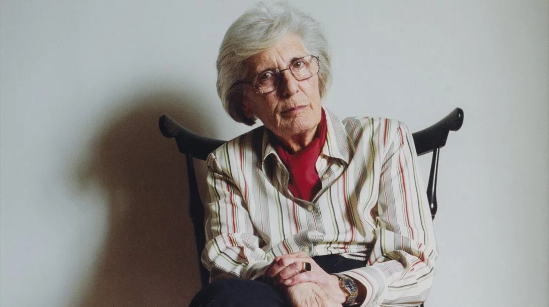 ΕΜΣΤ & Εθνική Πινακοθήκη τιμούν την ιστορική γκαλερίστα και ιδρύτρια του Πανελλήνιου Συλλόγου Αιθουσών Τέχνης, Τζούλια Δημακοπούλου