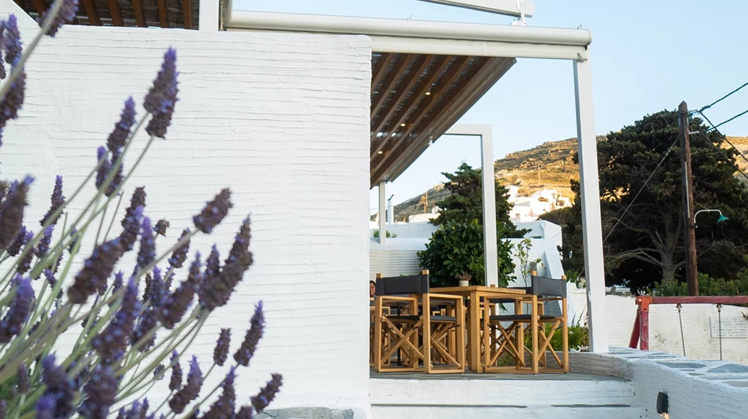 Dough & Shaker: Η artisanal pizza και τα signature cocktails πάνε πολύ με το Πάσχα στην Τήνο