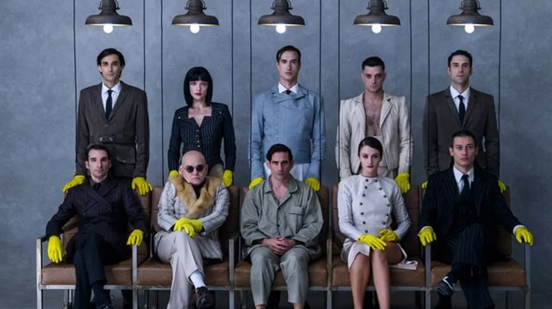 Με sold out παραστάσεις ξεκινά  "Η δίκη" του Άρη Μπινιάρη