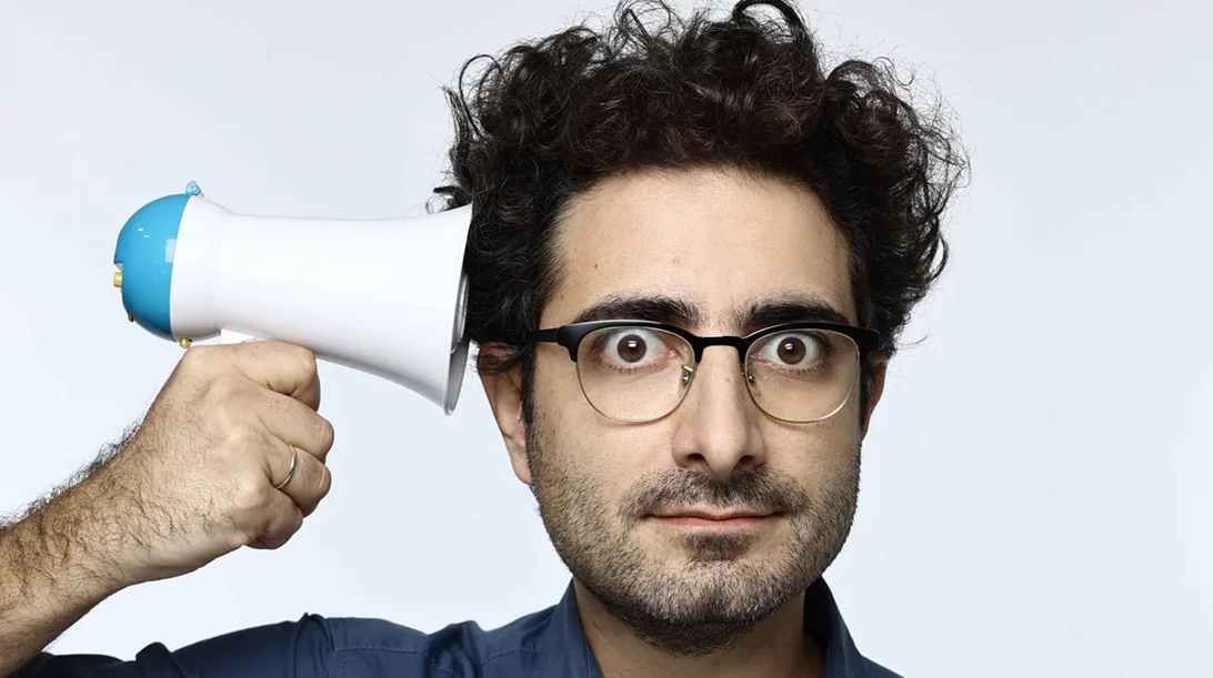 O Λάμπρος Φισφής είναι και πάλι "Πολύ καλύτερα τώρα…" στο Θέατρο Ακροπόλ