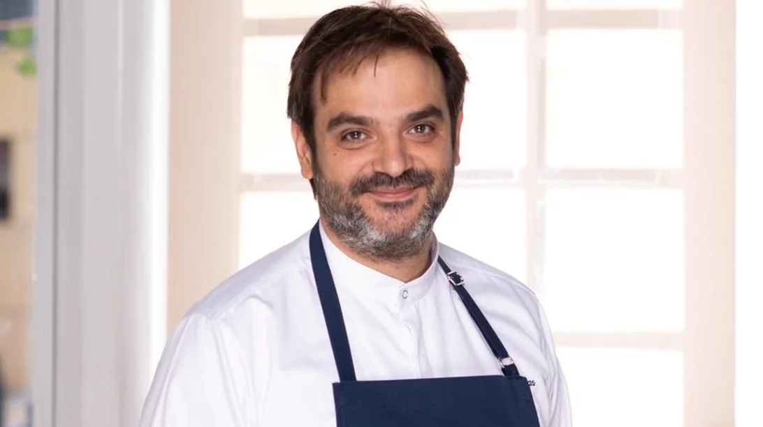 H "Cookoovaya" πετάει για Σεν Τροπέ