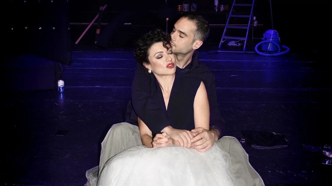 Η "Τζούλια" του Τάσου Ιορδανίδη επιστρέφει στο Θέατρο Αλφα