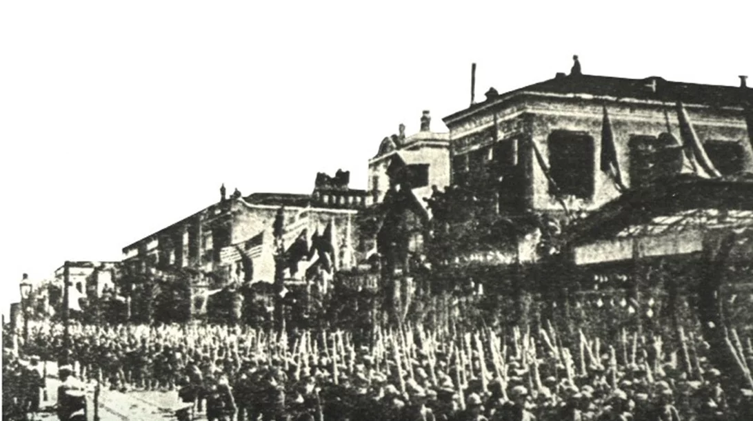 "Το τέλος της Μεγάλης Ιδέας": Ο Σωτήρης Ριζάς γράφει για τη διαμόρφωση της ελληνικής πολιτικής για τη Μικρά Ασία