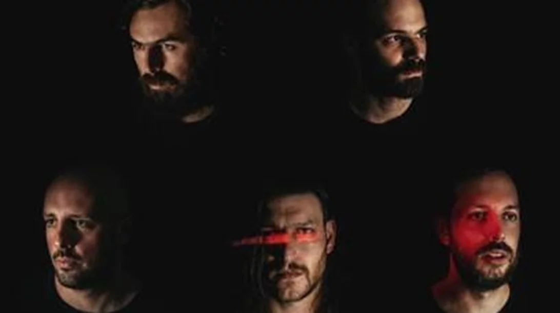 Οι Playgrounded έρχονται να ροκάρουν στο Piraeus Club Academy