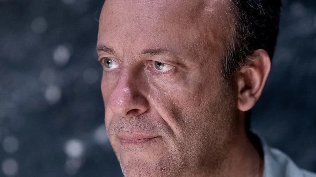 Γιάννης Λεοντάρης: "Από το θαυμασμό πηγάζει ο έρωτας και η γνώση"