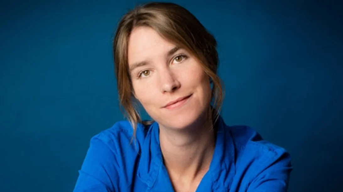 Η συγγραφέας των "Κοριτσιών του Λα Μπαλέν" Τζούλια Μαλί έρχεται στην Ελλάδα