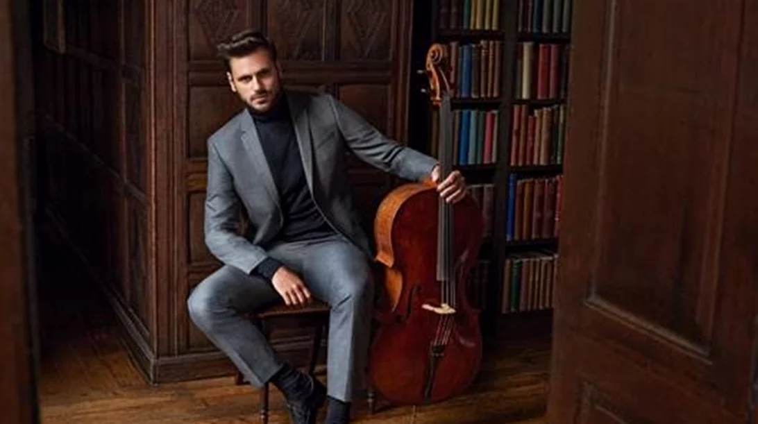 Ο ανήσυχος τσελίστας Hauser επιστρέφει στην Ελλάδα