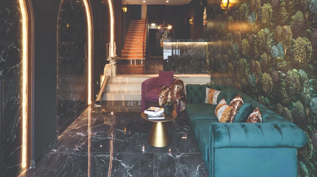 The Oscar Olympic Hotel: Θεσσαλονίκη από ψηλά, Θεσσαλονίκη από κοντά