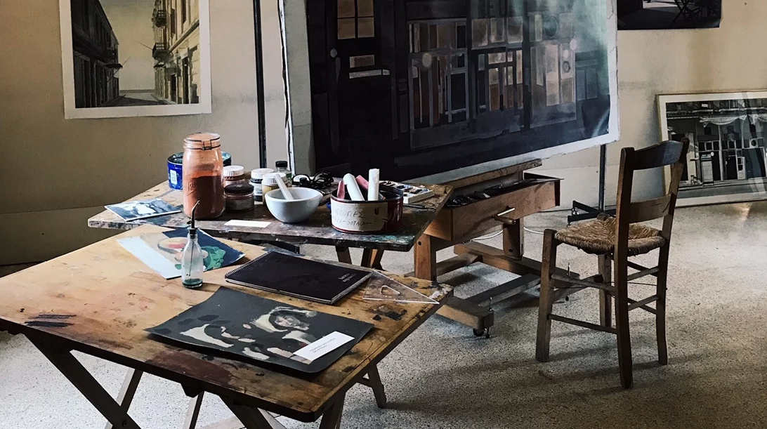 Ας εξερευνήσουμε το εργαστήριο του Γιάννη Τσαρούχη