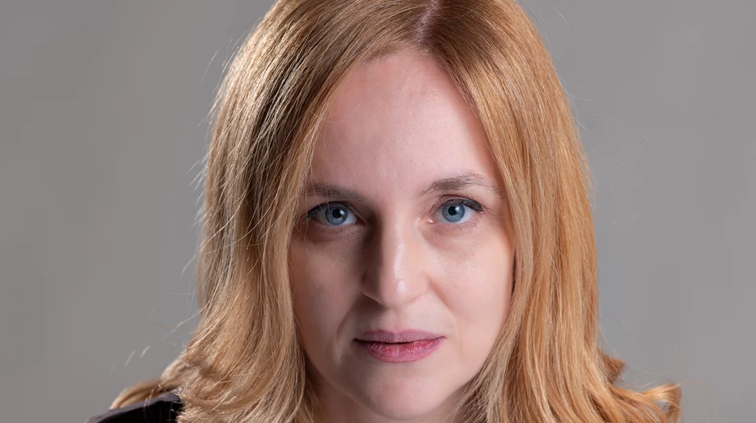 Έλενα Μαυρίδου: "Τα ζητήματα της ελληνικής "αγίας" οικογένειας και η παθογένειά της είναι πλέον κοινωνικό φαινόμενο"