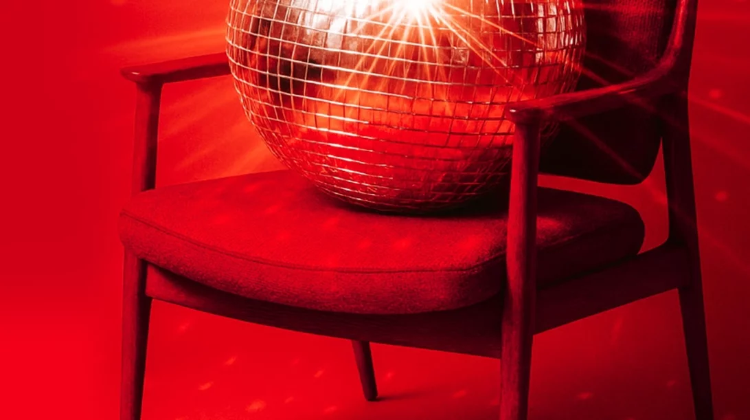 "Μένουμε πάντα παιδιά": Το απόλυτο αποκριάτικο πάρτι με ποπ επιτυχίες στο Παλλάς