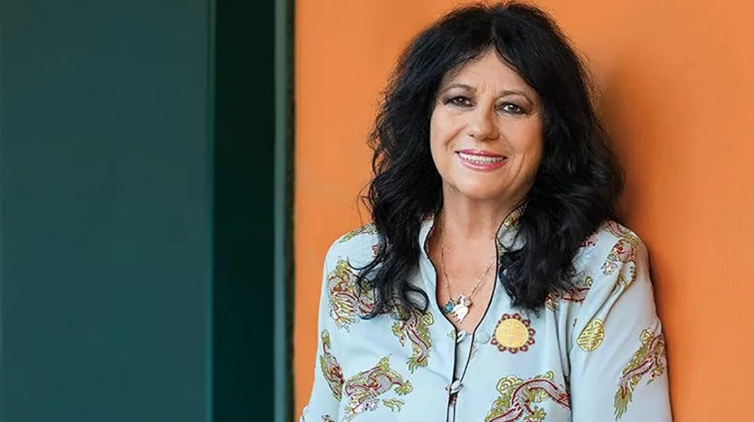 "Λουλού": Μια προσωπική ιστορία αγάπης από την Άννα Βαγενά