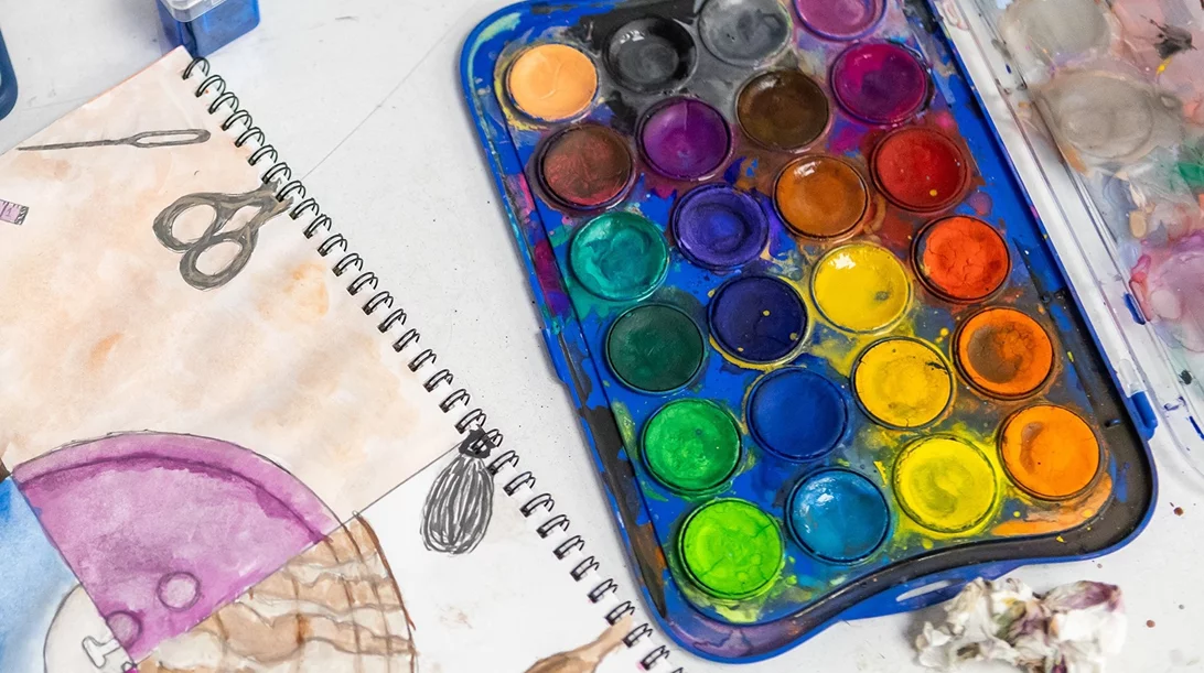 Γίνε κι εσύ καλλιτέχνης στο εργαστήριο του Plakas Kiddie Academy