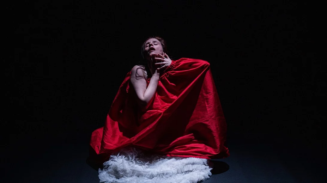 Η Χριστίνα Κυριαζίδη ταξιδεύει "Στο σώμα" και τη γυναικεία ταυτότητα