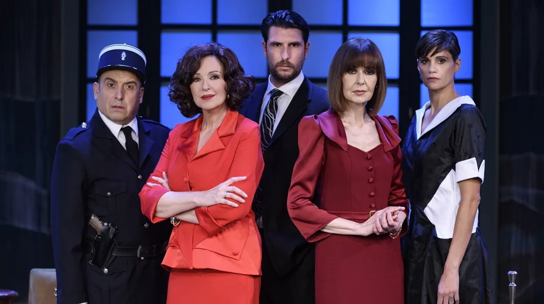 Ξεκινά η Κάτια Δανδουλάκη με το "Διάλεξε τον θάνατό σου αγάπη μου"