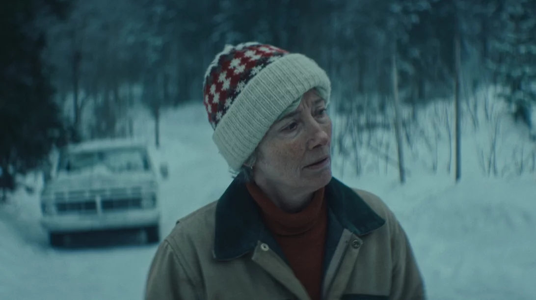 Μια χορταστική αποκλειστική ματιά στα γυρίσματα του θρίλερ "Στα Βάθη του Χειμώνα"