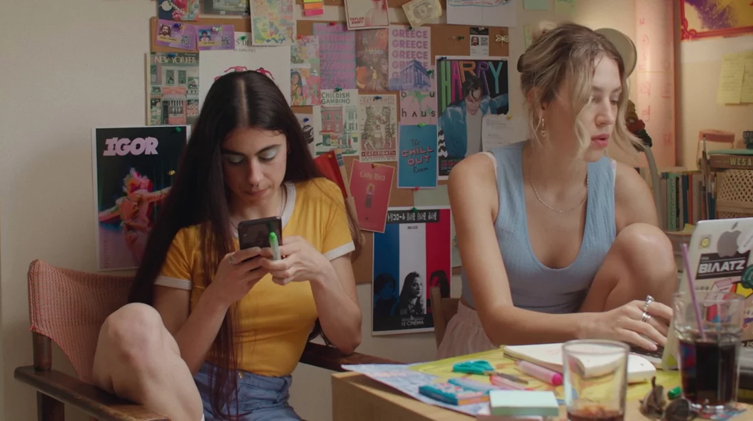 "Τι είναι Κισλόφσκι;" - Δείτε το νέο απολαυστικό σποτ του Cinobo