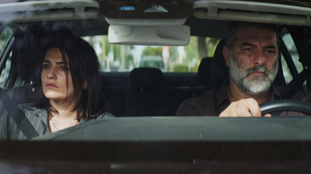 Αυτή είναι η μέρα κυκλοφορίας της "Σπασμένης Φλέβας" του Γιάννη Οικονομίδη