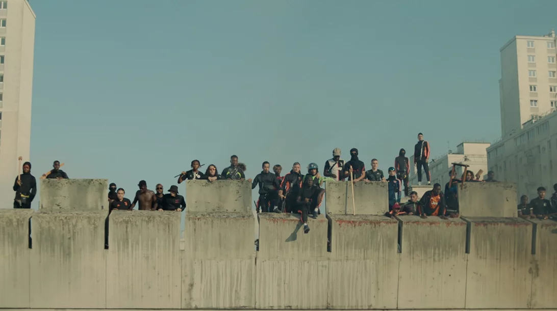 Χάος, μπάχαλα και μολότοφ στην "Athena" του Ρομέν Γαβρά