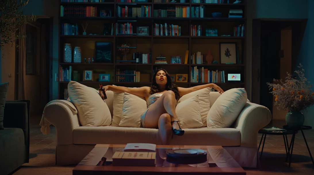 "Η Σιωπηλή Καμαριέρα": Η ταινία που χρηματοδότησαν ο Σόντερμπεργκ και το κρυπτονόμισμα