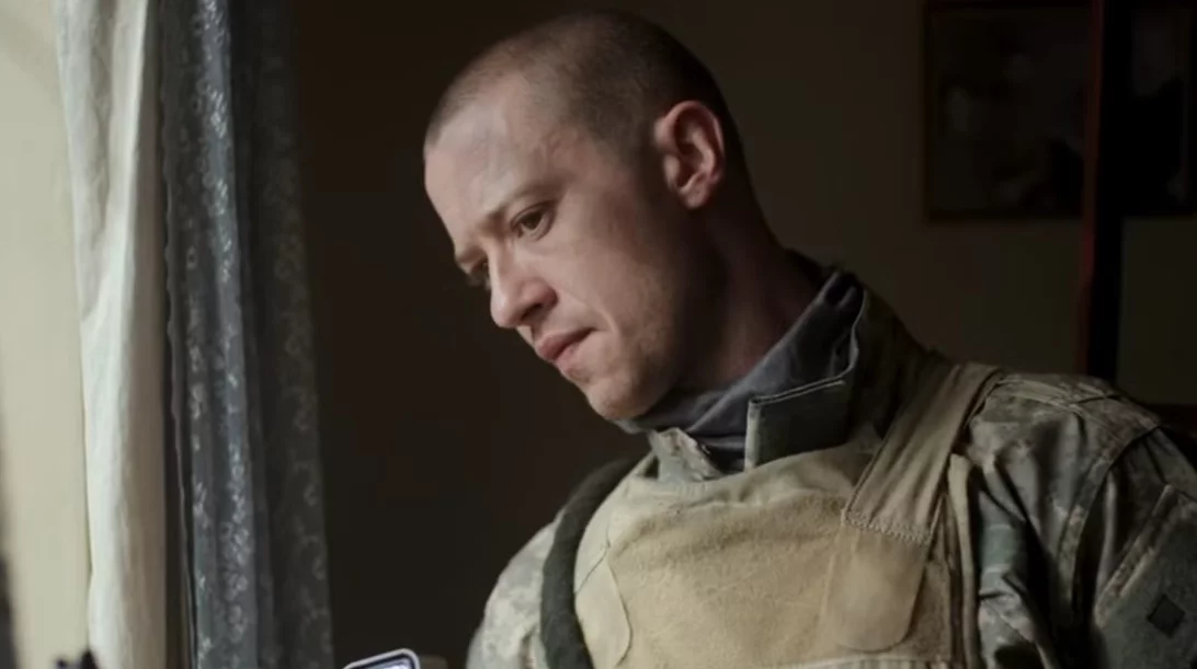 Ο Άλεξ Γκάρλαντ ξαναπάει πόλεμο με το "Warfare"