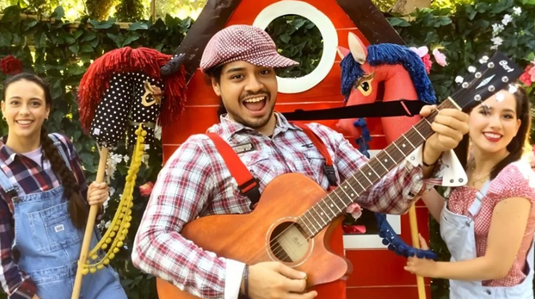 "Χέι Χοπ! Παιχνίδια στη φάρμα" για δύο παραστάσεις