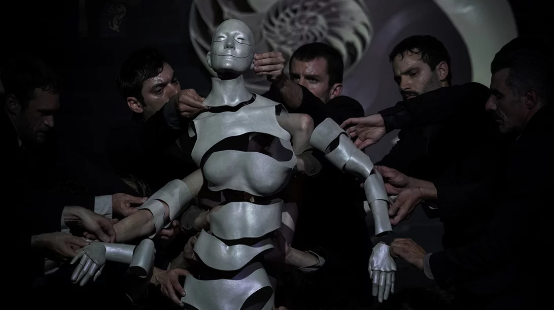 Είδαμε την παράσταση του Δημήτρη Παπαϊωάννου στο Ηρώδειο