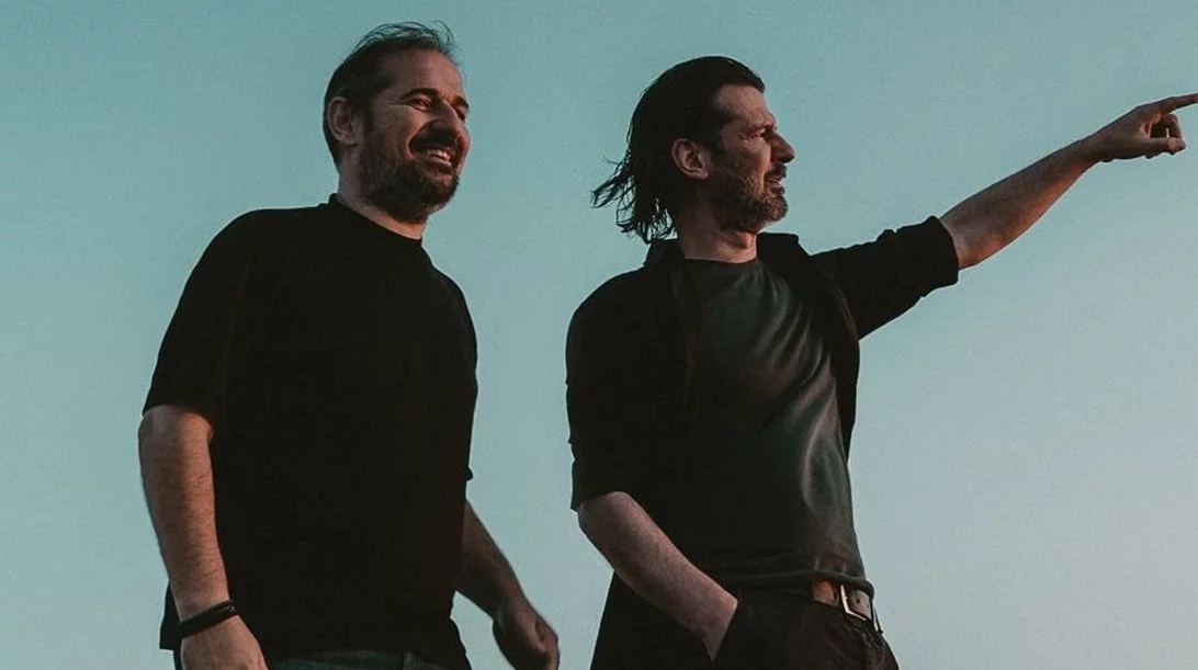 Γιώργος και Νίκος Στρατάκης σε μια μεγάλη συναυλία στην Τεχνόπολη