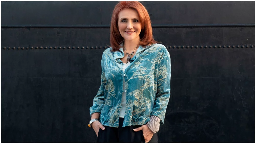 Τατιάνα Λύγαρη: "Με συγκινεί ο θεατής που δεν ψάχνει το κινητό του αλλά ένα μαντήλι για να σκουπίσει τα δάκρυά του"