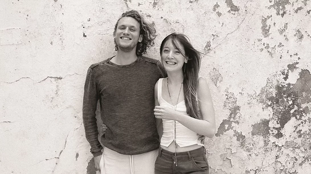 Ένα νεαρό ζευγάρι έβαλε βιολογικά βότανα του Ψηλορείτη σε κάψουλες... Nespresso