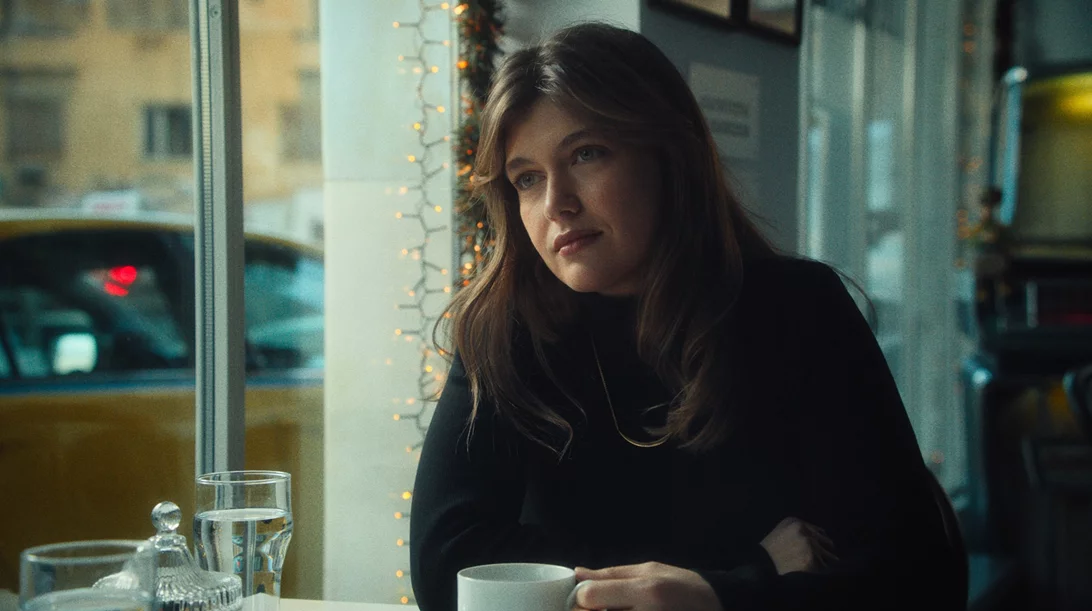 Η πρωταγωνίστρια Κλέλια Ανδριολάτου μιλά στο "α" για τον "Τελευταίο Ταξιτζή"