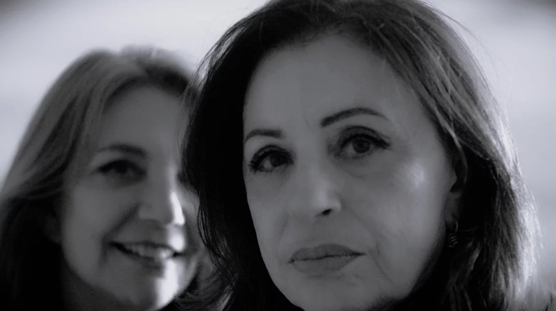 Χάρις Αλεξίου - Όλια Λαζαρίδου στο Δημοτικό Θέατρο Πειραιά