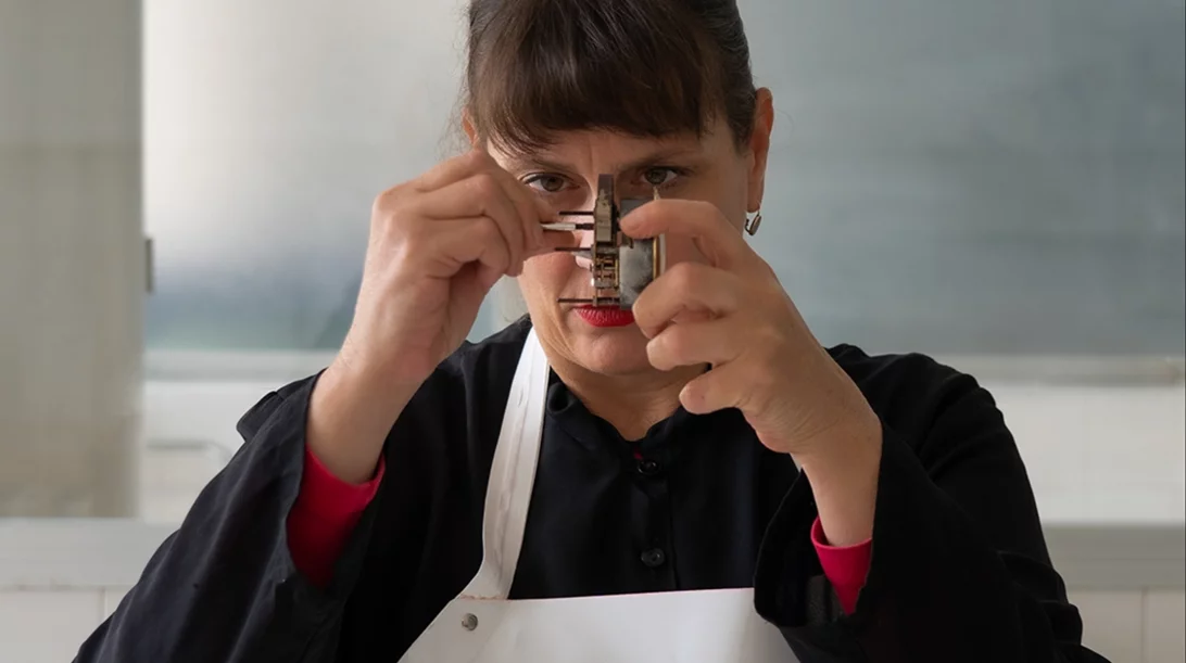 Flux Laboratory: 5 καλλιτέχνες επεξεργάζονται το συναίσθημα της "αναμονής"