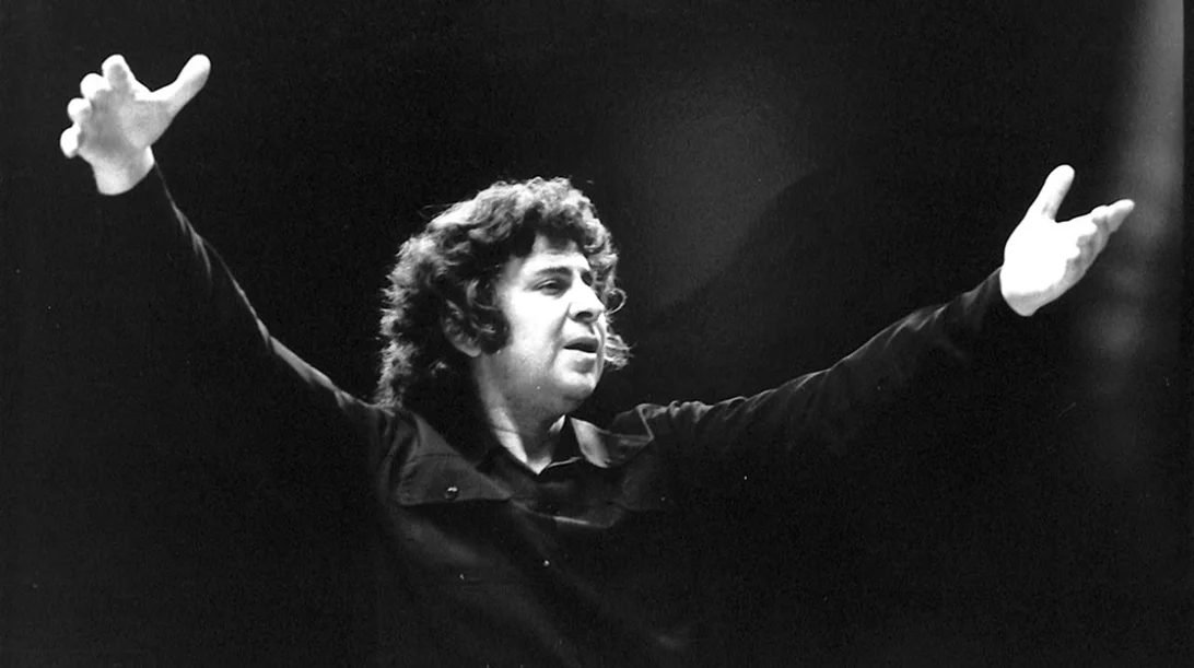 Ένα πάρκο αφιερωμένο στον Μίκη Θεοδωράκη θα αποκτήσει σύντομα η Αθήνα