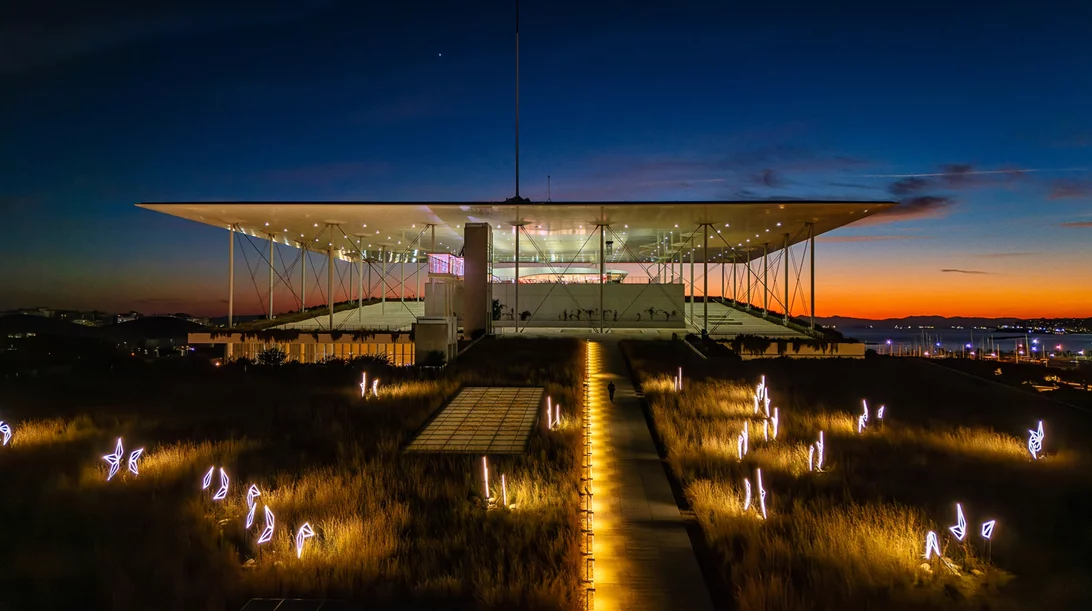 Μια ονειρική εμπειρία γεμάτη φως μάς περιμένει στο Φεστιβάλ Φωτιστικών Εγκαταστάσεων του ΚΠΙΣΝ