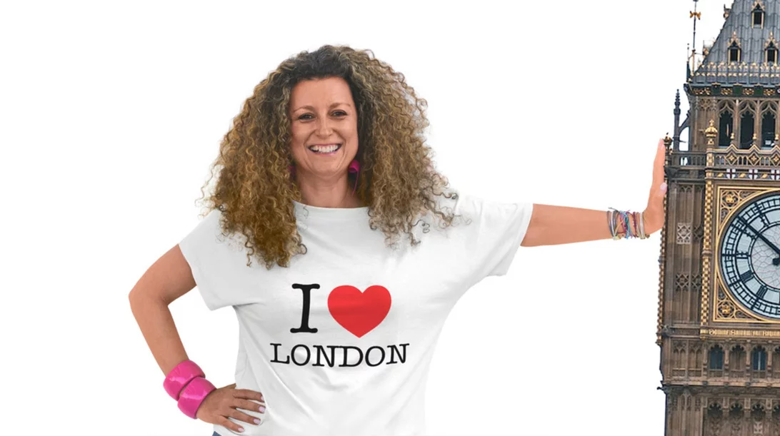 Η Κατερίνα Βρανά έρχεται (ξανά) για μία βραδιά στο Arch με μία "Best of" stand up comedy παράσταση στ' αγγλικά