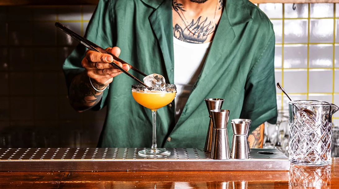 Τα μπαρ του φθινοπώρου: Πού και τι πίνουμε φέτος;