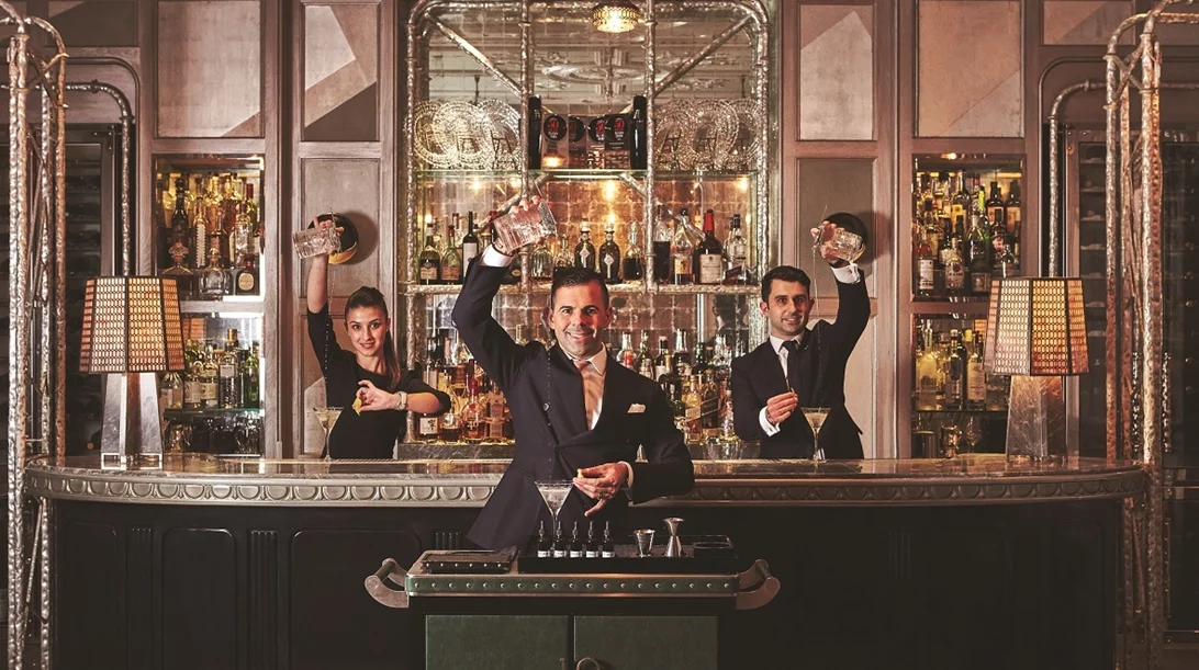 Στο Λονδίνο για bar hopping