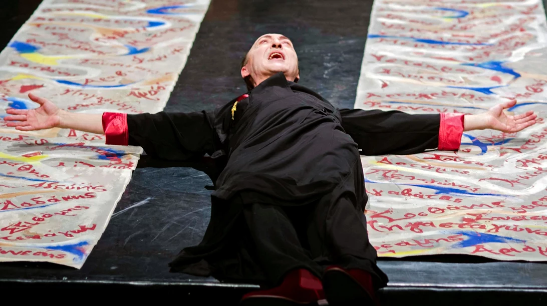 Πρεμιέρα για τους "Πέρσες" που ζωντανεύουν σε σόλο του Φαίδωνα Καστρή