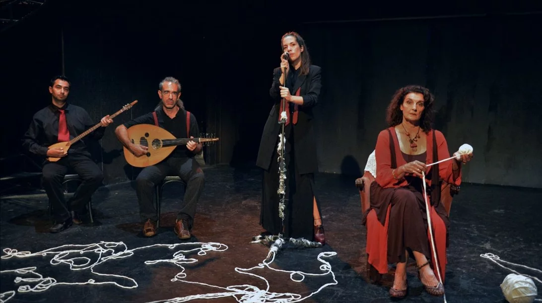 "Στην απέναντι όχθη" για τα 100 χρόνια από τη Μικρασιατική Καταστροφή