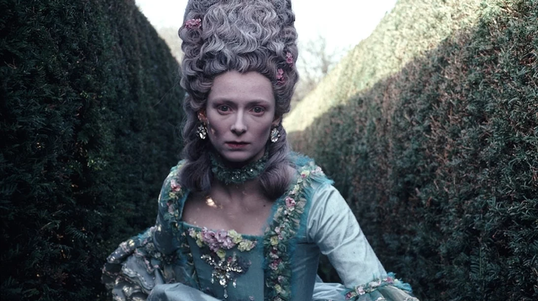 Τα χίλια πρόσωπα της Τίλντα Σουίντον