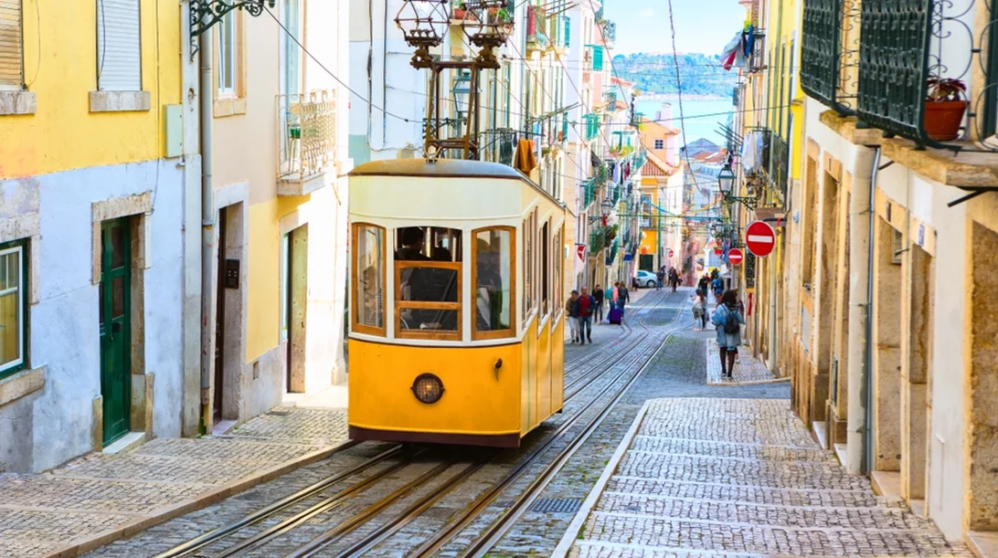 Ανακαλύπτοντας το Πόρτο: Μια πόλη γεμάτη ιστορία, αρώματα και αυθεντικές εμπειρίες