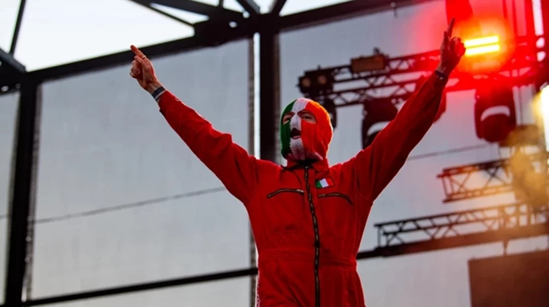 Μετά το Rockwave όλοι μιλούν για τους Kneecap και την Παλαιστίνη