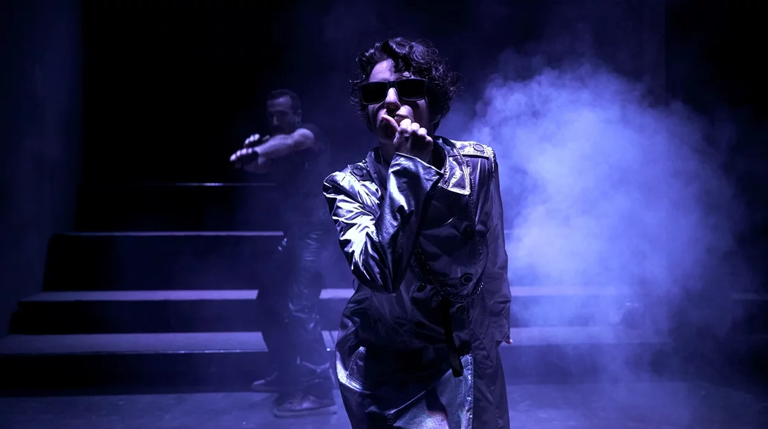 "#Free Prometheus": Όταν ο Αισχύλος συνάντησε τους Fem tettix