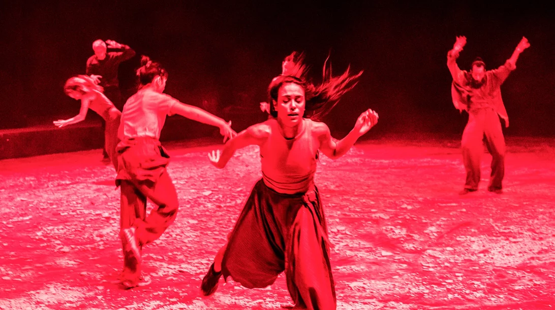 Φεστιβάλ Αθηνών: Ένα χορευτικό "Μιντάτι" μάς φέρνει ξανά στην Πειραιώς 260