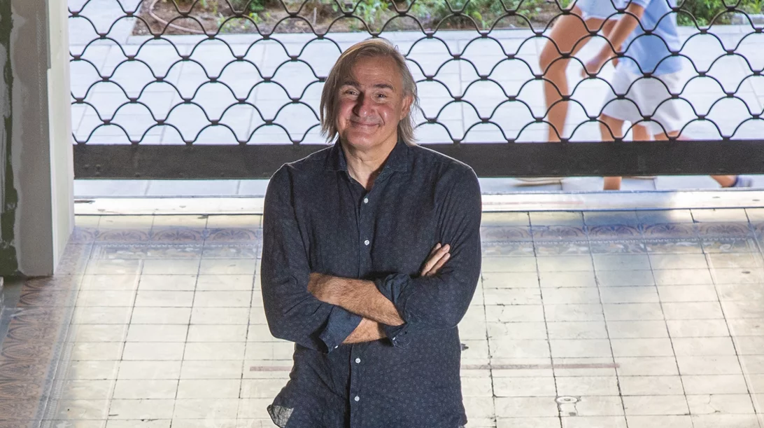 Ο Άκης Σακελλαρίου μας λέει "Άδραξε τη μέρα!"