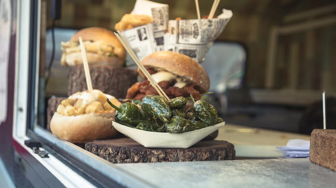 Τα φεστιβάλ γεύσης που κάνουν νοστιμότερο το φθινόπωρο στην Αθήνα